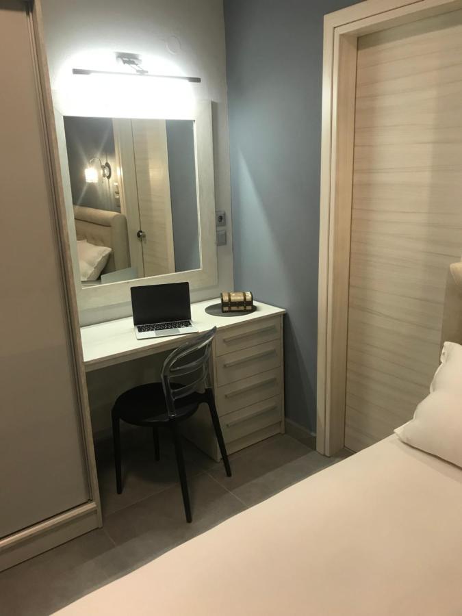Avra Comfort Rooms - Family Nea Poteidaia Luaran gambar
