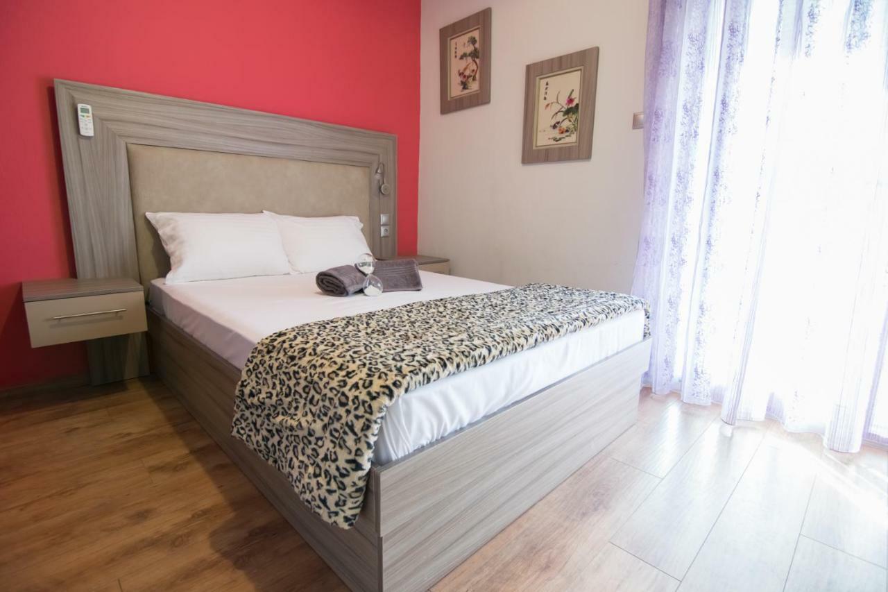 Avra Comfort Rooms - Family Nea Poteidaia Luaran gambar